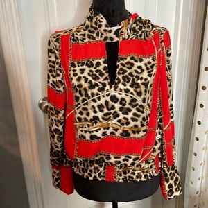 Women’s detailed blouse